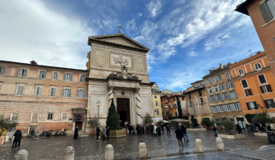 Facciata del Santuario di San Salvatore in Lauro a Roma, luogo di arrivo dell'immagine di Madre Ignazia Isacchi il 22 settembre
